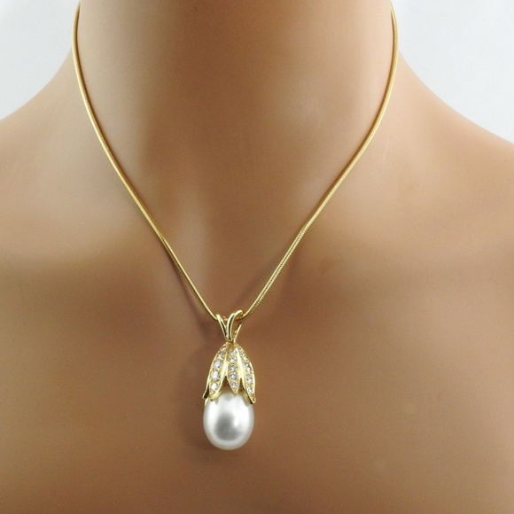 Vintage 18K Yellow Gold Pearl and Diamond Bell Flower Pendant Necklace #1469 - Picture 9 of 9